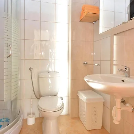 1 Bedroom Lovely In Krusevo (Zadar)